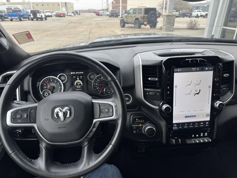 Used 2024 RAM 2500 Big Horn w/ Sport Appearance Package image 14