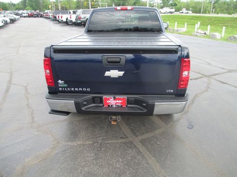 Used 2010 Chevrolet Silverado 1500 LTZ w/ Suspension Package, Off-Road AWD/4WD image 7