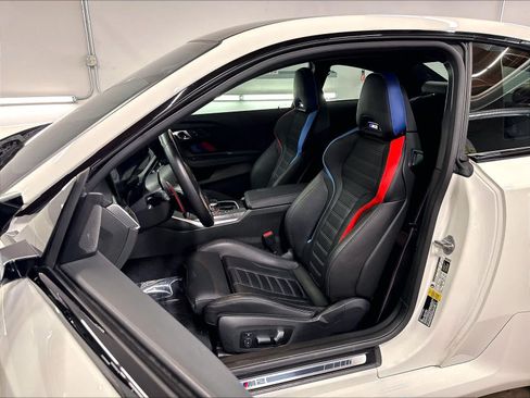 Used 2024 BMW M2 w/ Lighting Package RWD image 26