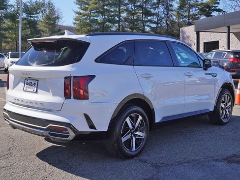 Used 2022 Kia Sorento S w/ Panoramic Sunroof Package image 13
