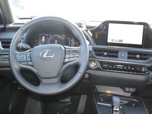 Certified 2025 Lexus UX 300h FWD image 14