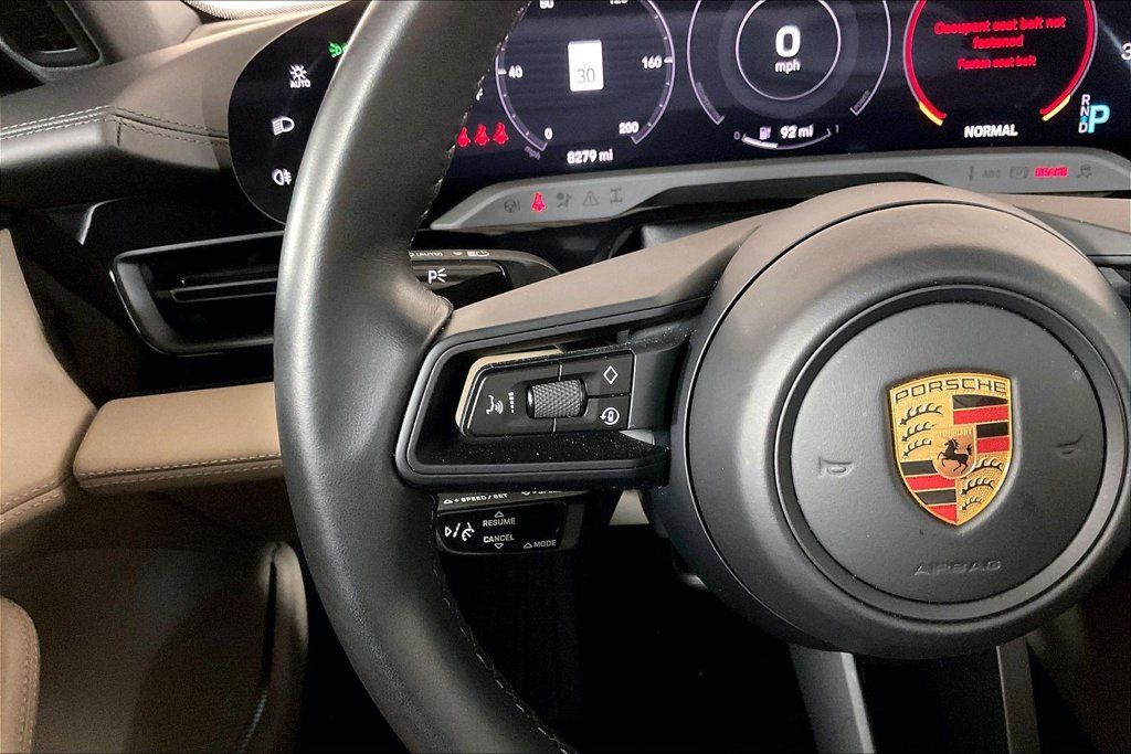 Used 2023 Porsche Taycan RWD image 18
