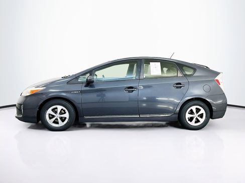 Used 2015 Toyota Prius Four image 4