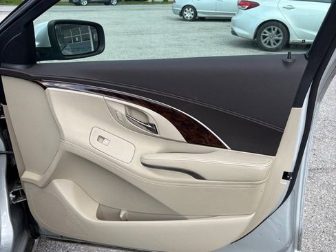 Used 2014 Buick LaCrosse Leather image 13