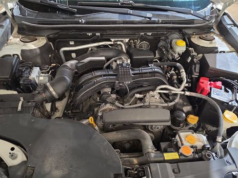Used 2023 Subaru Outback Premium AWD/4WD image 17