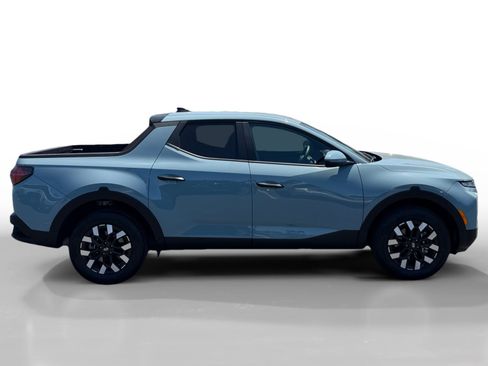 Certified 2025 Hyundai Santa Cruz SE FWD image 6