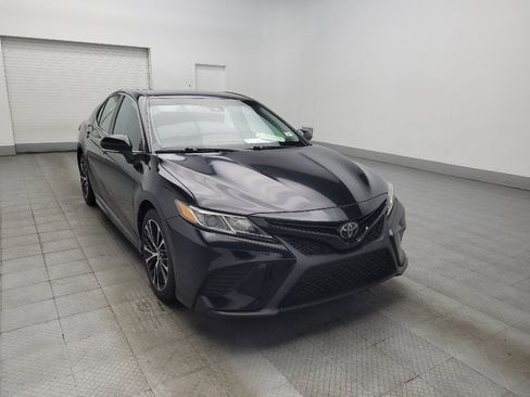 Used 2018 Toyota Camry SE w/ Convenience Package FWD image 13