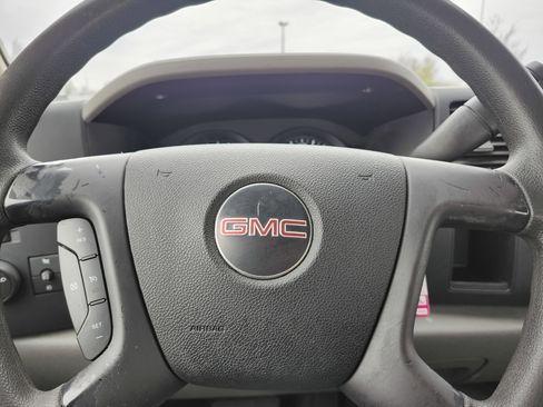 Used 2008 GMC Sierra 1500 W/T w/ SL Package image 22