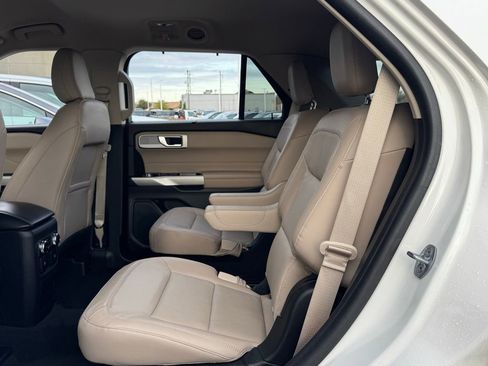 Used 2022 Ford Explorer Limited w/ Equipment Group 301A image 24
