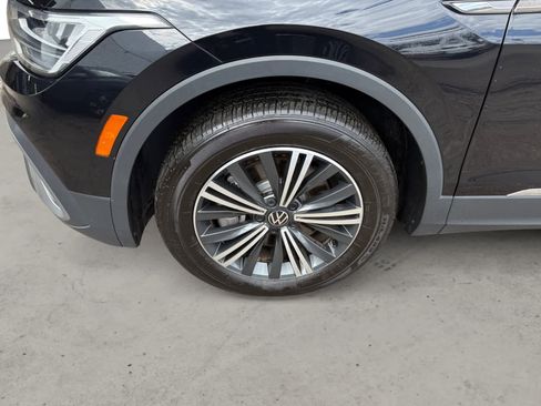 Used 2024 Volkswagen Tiguan Wolfsburg Edition FWD image 7