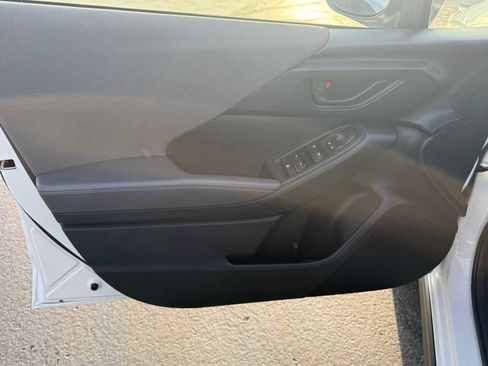 Certified 2025 Subaru Crosstrek 2.0i Premium image 12