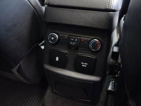 Used 2016 Ford Explorer Limited FWD image 19