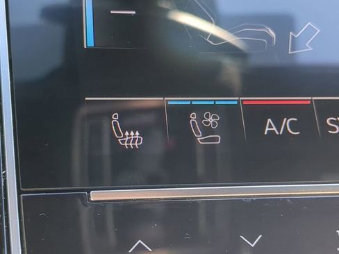 Used 2025 Audi A8 L 3.0T w/ Executive Package image 26