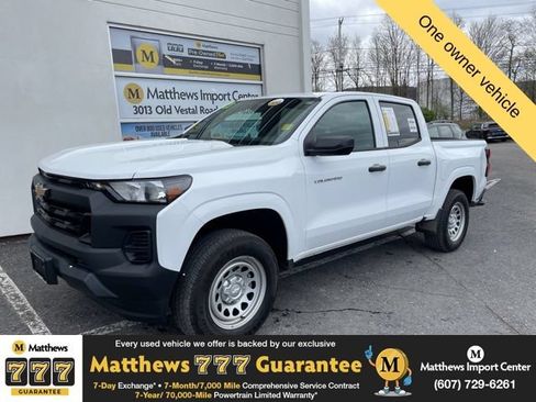 Used 2023 Chevrolet Colorado W/T RWD image 1