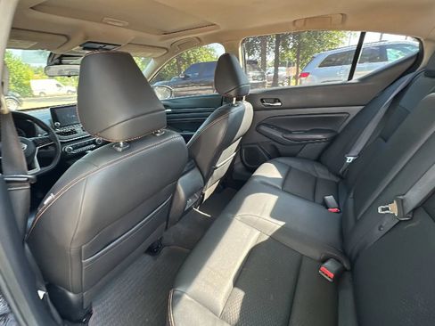 Used 2021 Nissan Altima 2.5 SR w/ SR Premium Package FWD image 15