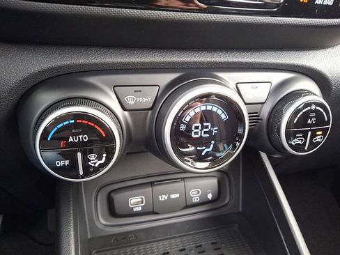 New 2026 Hyundai Venue SEL FWD image 16