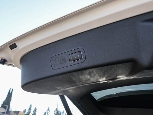 Used 2021 Lincoln Aviator Reserve w/ Equipment Group 210A image 30