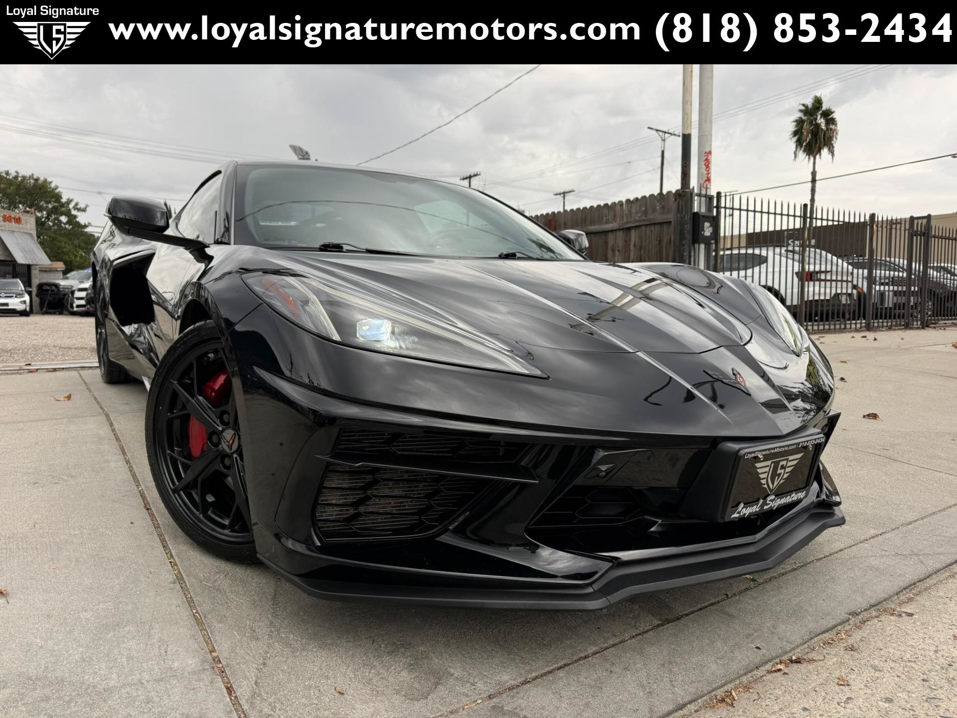 Used 2022 Chevrolet Corvette Stingray Premium Cpe w/ Z51 Performance Package RWD image 1