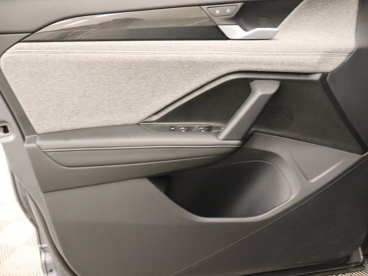 Certified 2026 Volkswagen Tiguan S FWD image 19