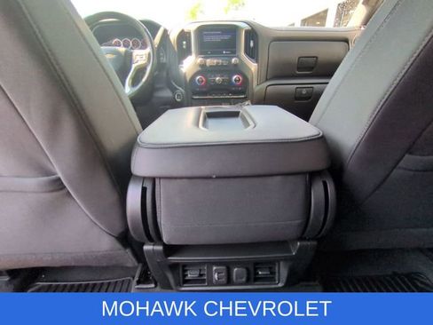 Used 2021 Chevrolet Silverado 1500 LT w/ Bed Protection Package AWD/4WD image 22