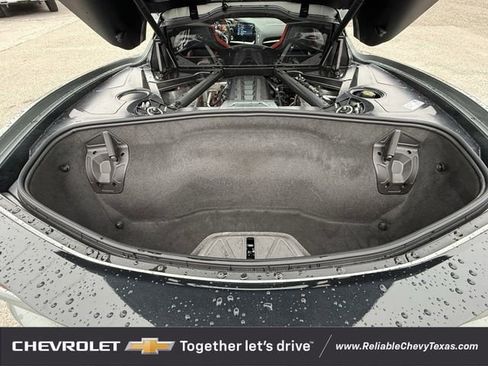 Used 2024 Chevrolet Corvette Stingray Coupe w/ 1LT RWD image 33