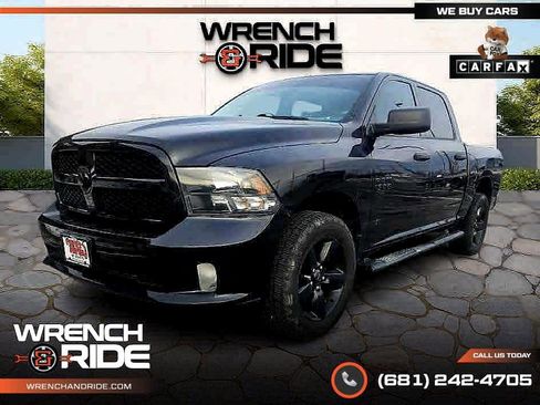 Used 2018 RAM 1500 Express w/ Black Ram 1500 Express Group image 14