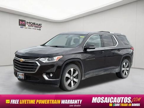 Used 2018 Chevrolet Traverse LT AWD/4WD image 3