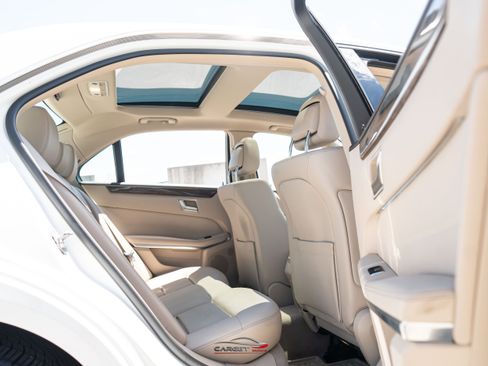 Used 2015 Mercedes-Benz E 350 4MATIC Sedan w/ Premium 1 Package image 19
