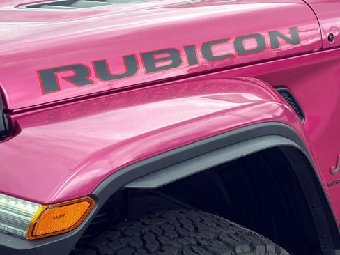 Used 2024 Jeep Wrangler Unlimited Rubicon AWD/4WD image 6