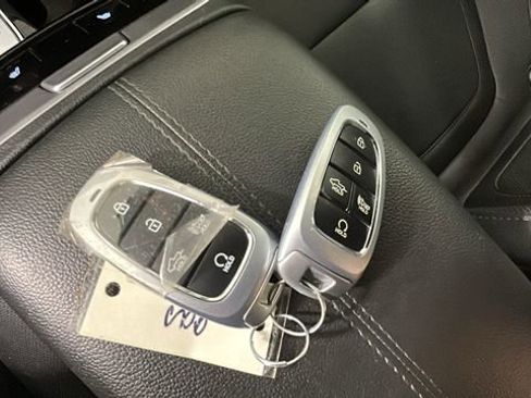 Used 2024 Hyundai Santa Cruz Night AWD/4WD image 21