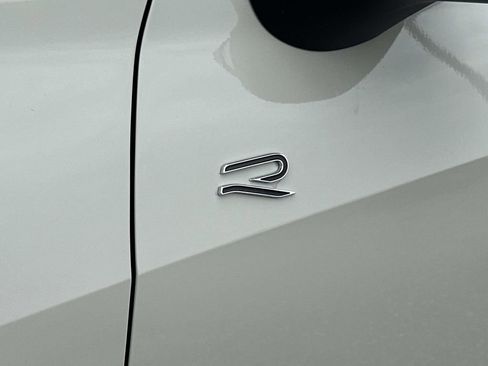 New 2026 Volkswagen Tiguan SE R-Line AWD/4WD image 13