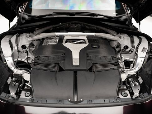Used 2023 Aston Martin DBX AWD/4WD image 71