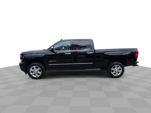 Used 2018 Chevrolet Silverado 2500 LTZ w/ Custom Sport Edition image 5