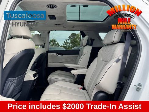 Used 2024 Hyundai Palisade Calligraphy image 10