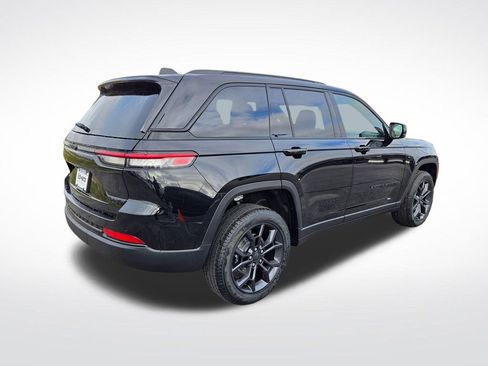 New 2025 Jeep Grand Cherokee Limited image 3