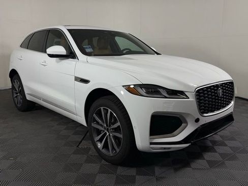 Certified 2026 Jaguar F-PACE R-Dynamic S image 9