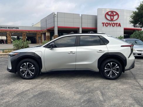 Used 2024 Toyota bZ4X FWD w/ Weather Package image 8