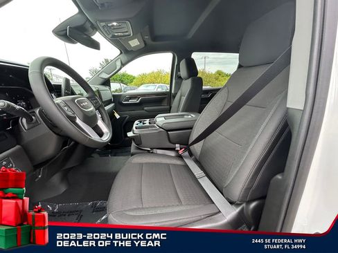 New 2026 GMC Sierra 1500 Elevation image 10