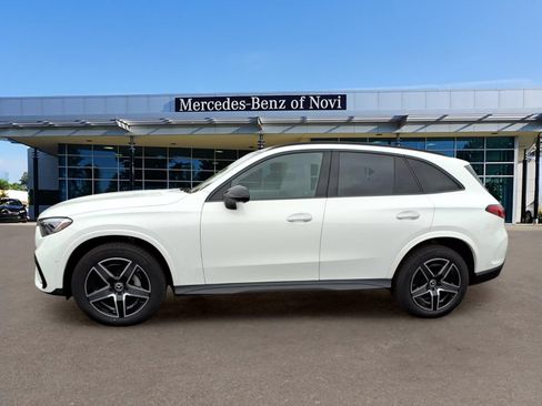Certified 2025 Mercedes-Benz GLC 300 4MATIC image 2