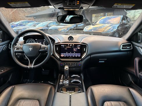 Used 2022 Maserati Ghibli Modena Q4 image 23