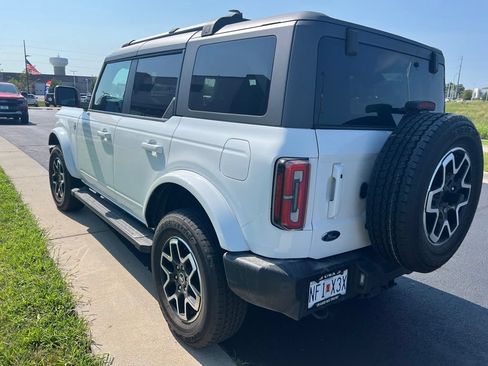 Used 2022 Ford Bronco Outer Banks AWD/4WD image 7