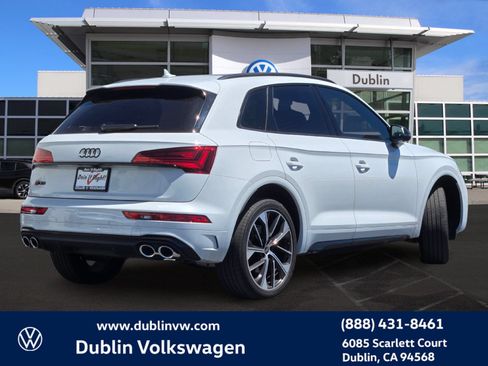 Used 2023 Audi SQ5 Premium Plus w/ Premium Plus Package AWD/4WD image 4