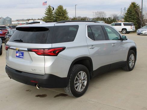 Used 2022 Chevrolet Traverse LT w/ LPO, Floor Liner Package AWD/4WD image 5