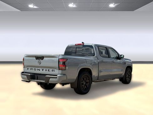 Used 2026 Nissan Frontier SV w/ All-Weather Content Package RWD image 9