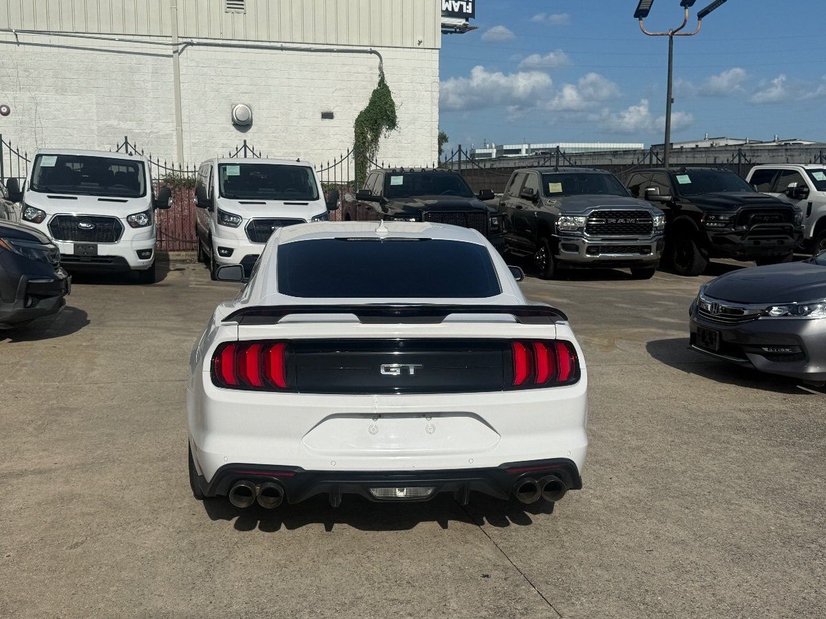 Used 2021 Ford Mustang GT Premium RWD image 5