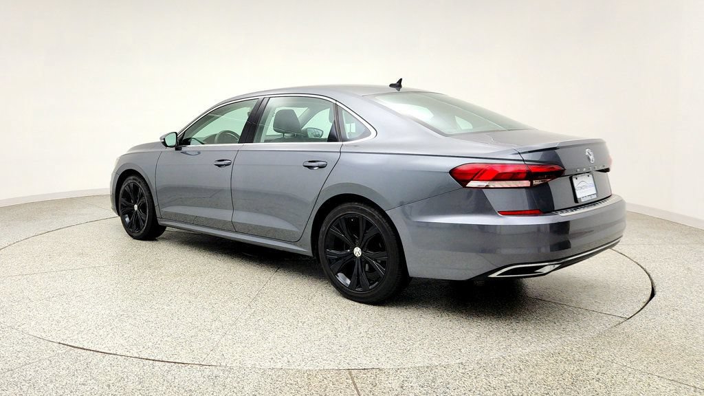 Used 2022 Volkswagen Passat 2.0T SE FWD image 7