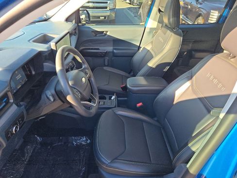 Used 2025 Ford Maverick Lobo image 9