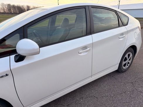 Used 2013 Toyota Prius Two image 12