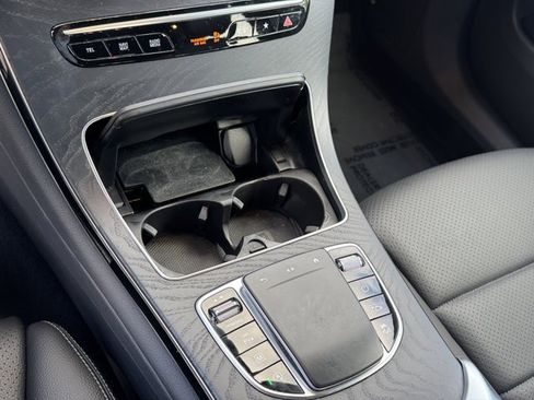 Used 2022 Mercedes-Benz GLC 300 image 20
