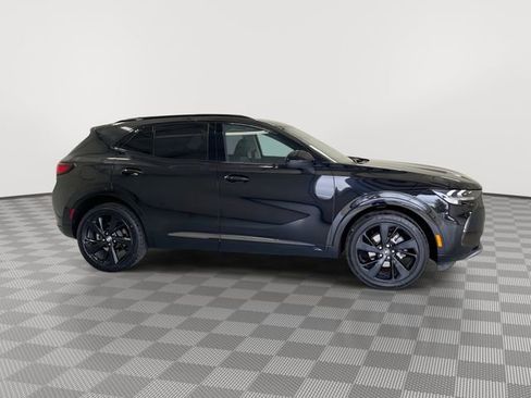 Certified 2022 Buick Envision Essence w/ Sport Touring Package image 12